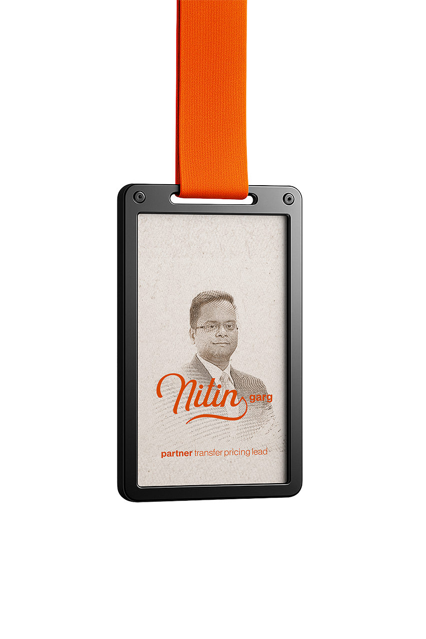 divi-finance-theme-team-1 Nitin Garg